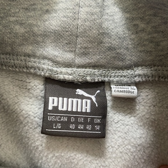 PUMA sweater- size Large - Picture 4 of 5